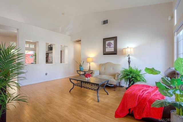 4841 Dulin Rd, Fallbrook, CA 92028