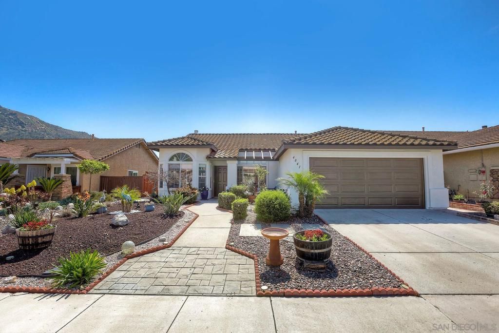 4841 Dulin Rd, Fallbrook, CA 92028