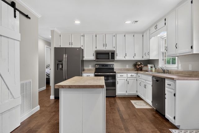 524 Fisk Rd, Cookeville, TN 38501