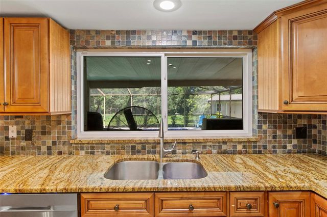 16126 COUNTRY CROSSING DRIVE, Tampa, FL 33624