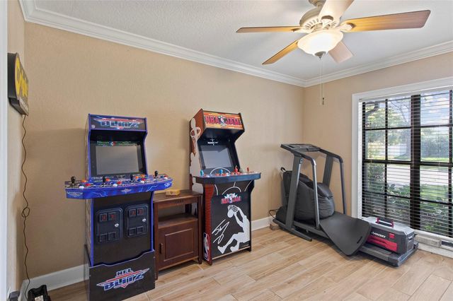 16126 COUNTRY CROSSING DRIVE, Tampa, FL 33624