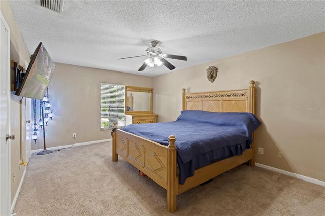 16126 COUNTRY CROSSING DRIVE, Tampa, FL 33624