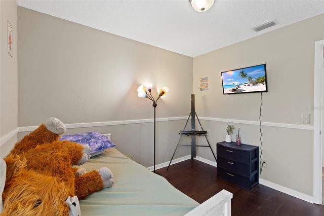 16126 COUNTRY CROSSING DRIVE, Tampa, FL 33624