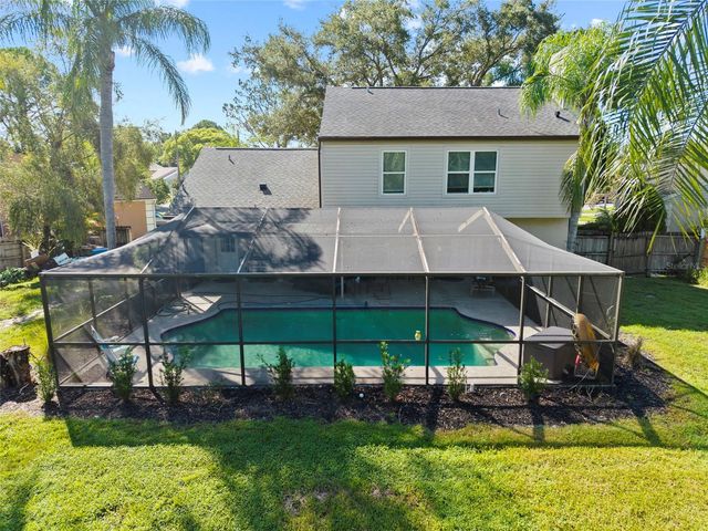 16126 COUNTRY CROSSING DRIVE, Tampa, FL 33624