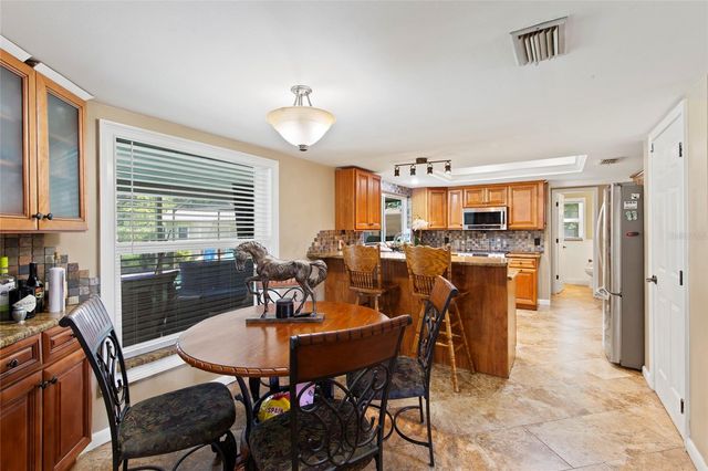 16126 COUNTRY CROSSING DRIVE, Tampa, FL 33624