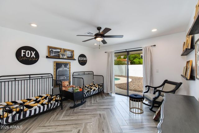 2102 E Orangewood Avenue, Phoenix, AZ 85020