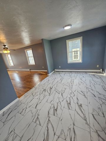 40 Merrick St A, Worcester, MA 01609