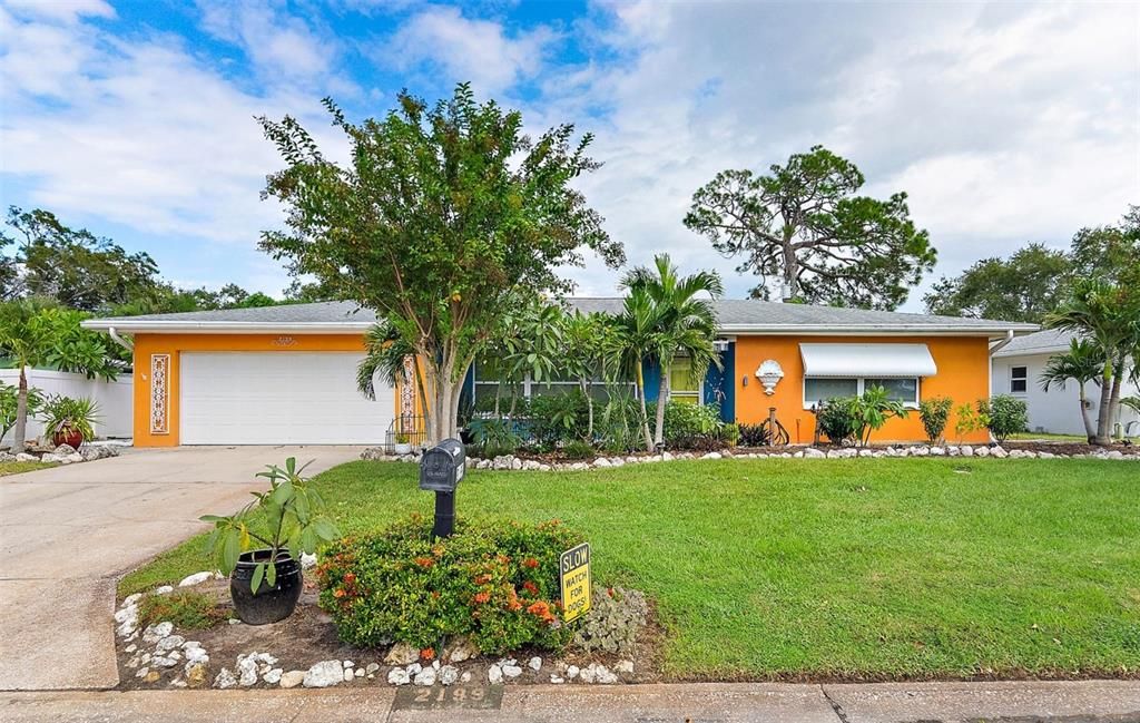 2199 SUNSET CIRCLE, Largo, FL 33774