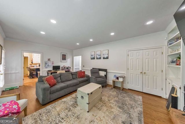 573 N Palisades Circle SE, Marietta, GA 30067