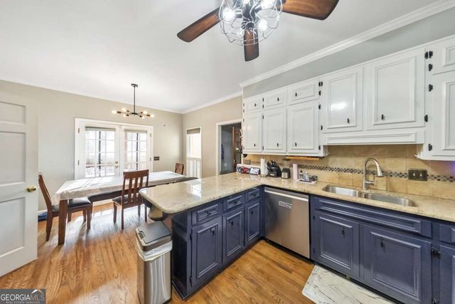 573 N Palisades Circle SE, Marietta, GA 30067