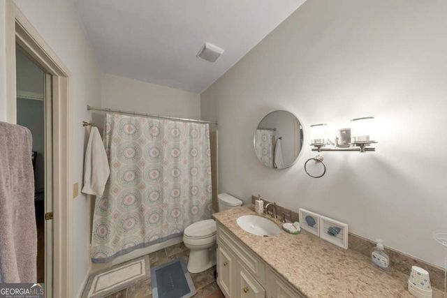 573 N Palisades Circle SE, Marietta, GA 30067