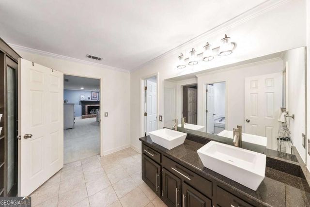 573 N Palisades Circle SE, Marietta, GA 30067