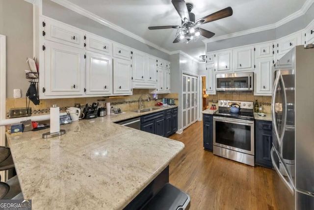 573 N Palisades Circle SE, Marietta, GA 30067