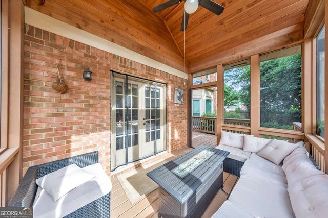 573 N Palisades Circle SE, Marietta, GA 30067