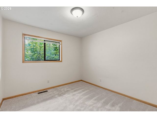 299 CEDAR Ln, Longview, WA 98632