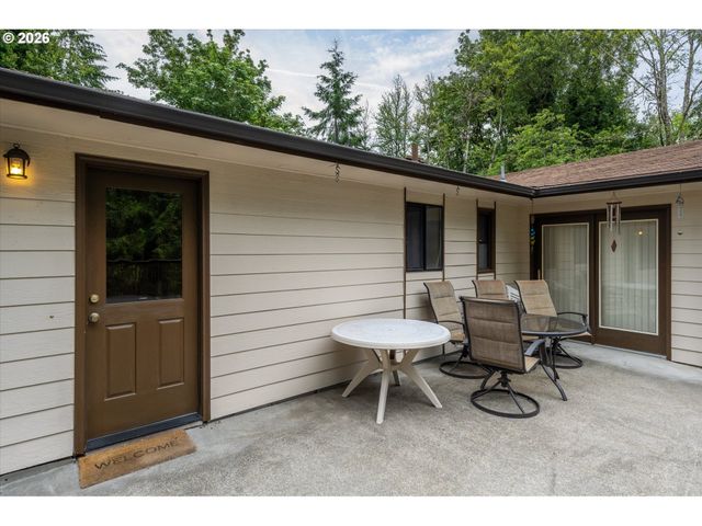 299 CEDAR Ln, Longview, WA 98632