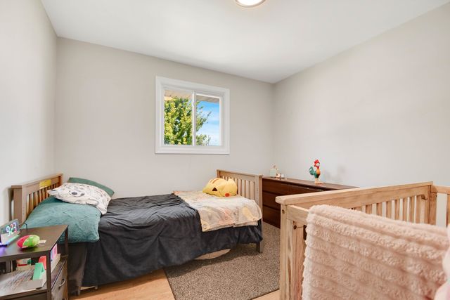 9401 S 80th Court, Hickory Hills, IL 60457