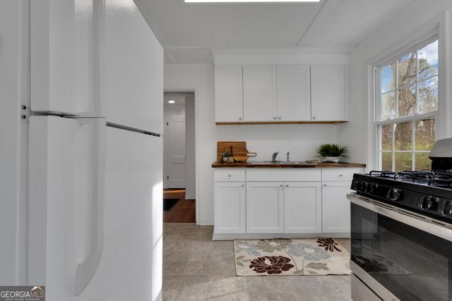 69 Bailey Drive, Newnan, GA 30263