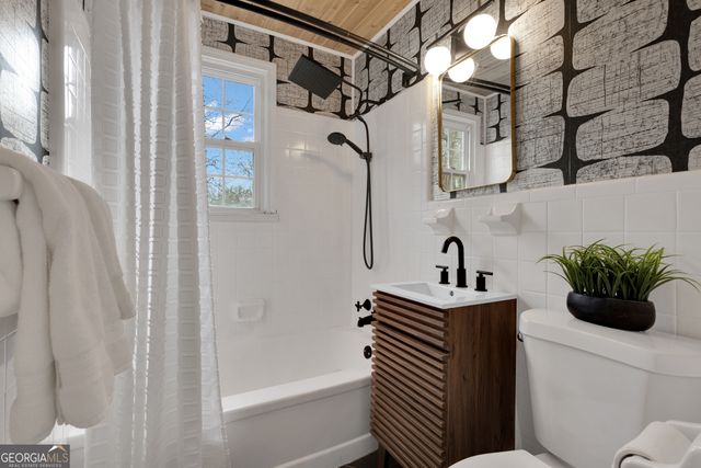 69 Bailey Drive, Newnan, GA 30263