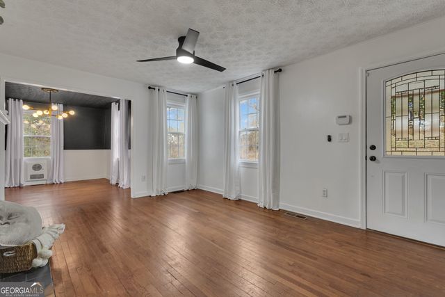 69 Bailey Drive, Newnan, GA 30263