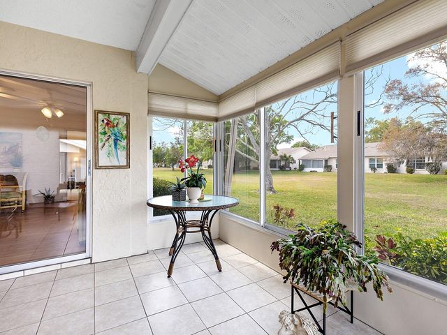 4266 OAKHURST CIRCLE E 3060, Sarasota, FL 34233