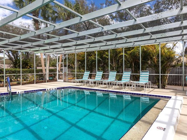 4266 OAKHURST CIRCLE E 3060, Sarasota, FL 34233