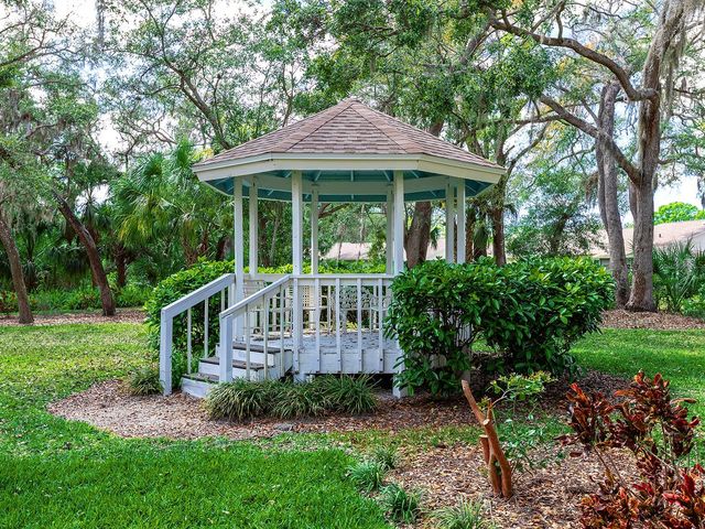 4266 OAKHURST CIRCLE E 3060, Sarasota, FL 34233