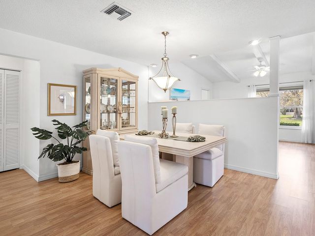 4266 OAKHURST CIRCLE E 3060, Sarasota, FL 34233