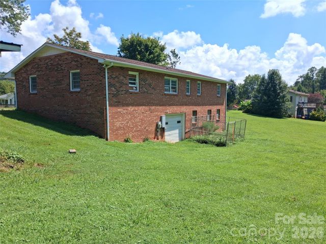114 Ashworth Circle, Marion, NC 28752