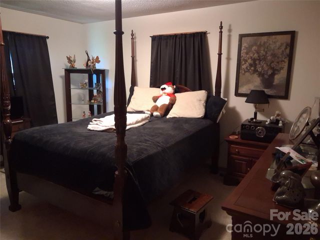 114 Ashworth Circle, Marion, NC 28752