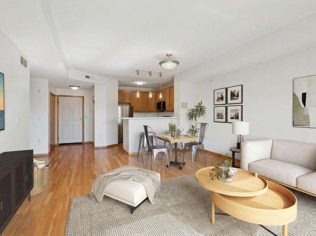 560 2nd Street N 410, Minneapolis, MN 55401