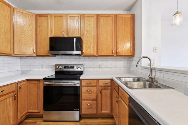 560 2nd Street N 410, Minneapolis, MN 55401