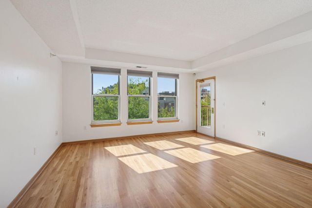 560 2nd Street N 410, Minneapolis, MN 55401