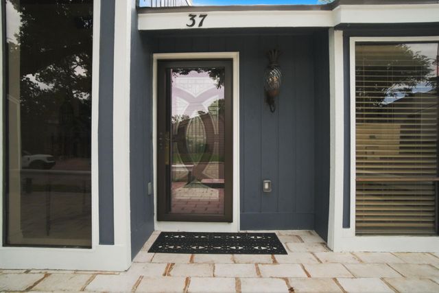 37 April Village, Montgomery, TX 77356