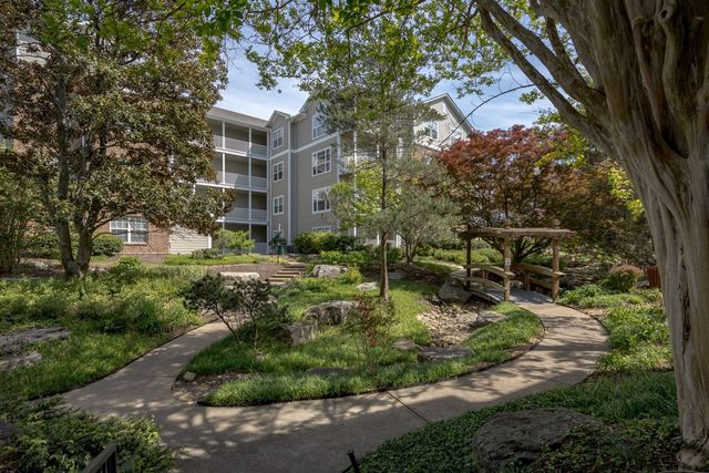 2025 Woodmont Blvd Apt 339, Nashville, TN 37215