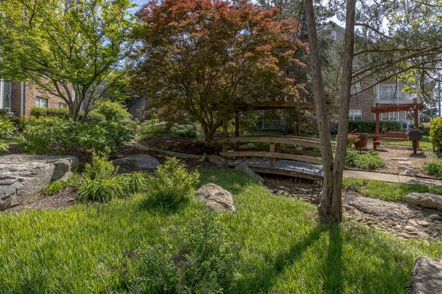 2025 Woodmont Blvd Apt 339, Nashville, TN 37215