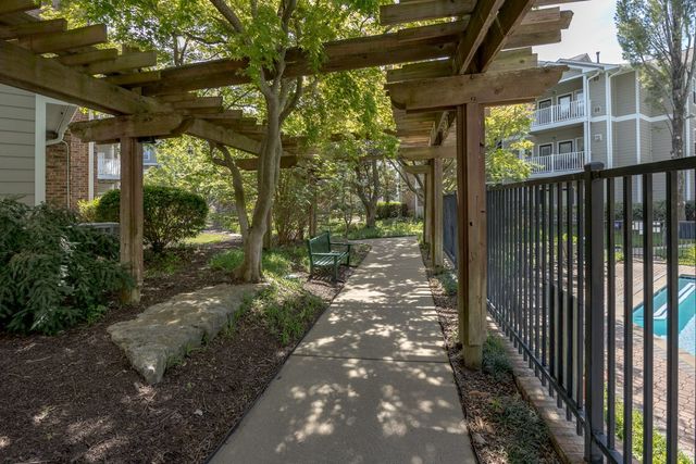 2025 Woodmont Blvd Apt 339, Nashville, TN 37215