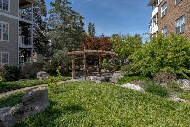 2025 Woodmont Blvd Apt 339, Nashville, TN 37215