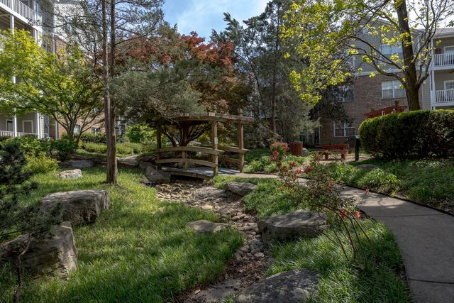 2025 Woodmont Blvd Apt 339, Nashville, TN 37215