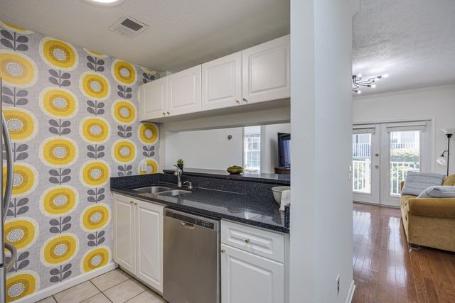 2025 Woodmont Blvd Apt 339, Nashville, TN 37215