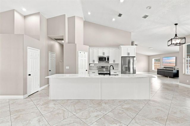 3716 GATLIN PLACE CIRCLE, Orlando, FL 32812