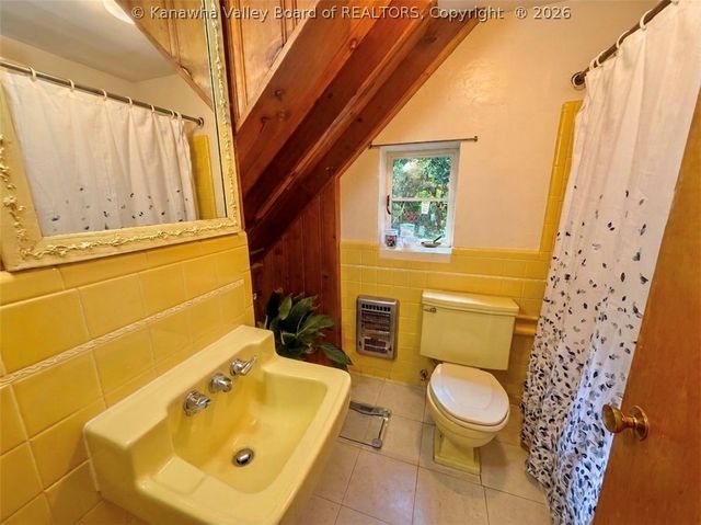 1541 Hampton Road, Charleston, WV 25314