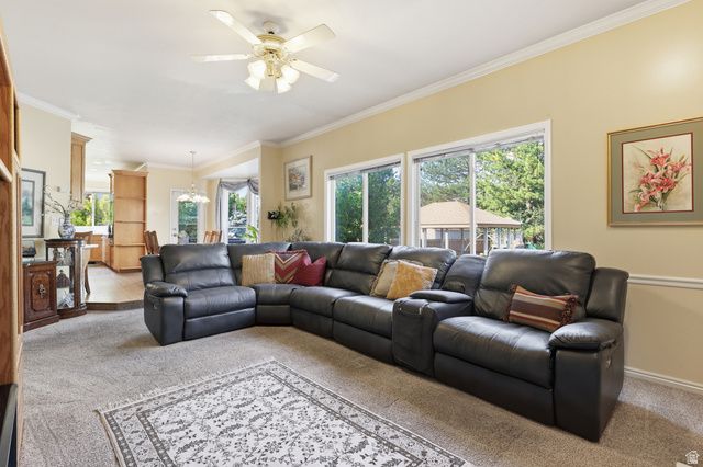6261 S VINECREST DR, Salt Lake City, UT 84121