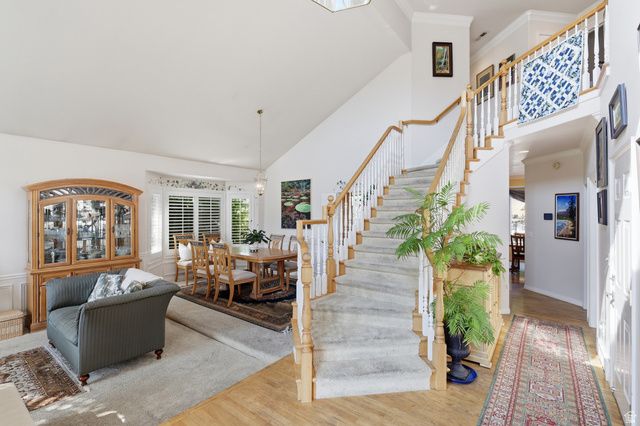 6261 S VINECREST DR, Salt Lake City, UT 84121