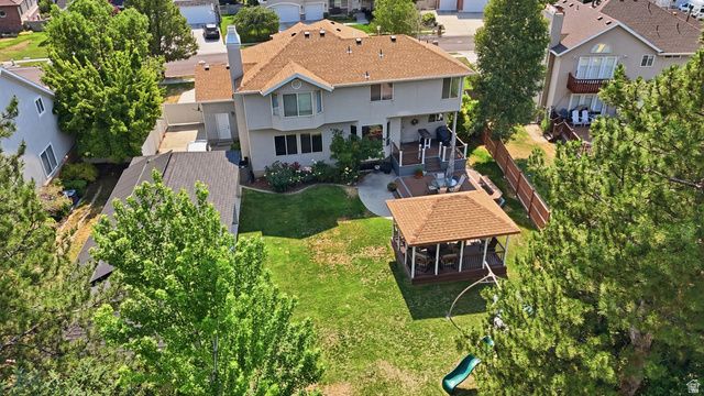 6261 S VINECREST DR, Salt Lake City, UT 84121