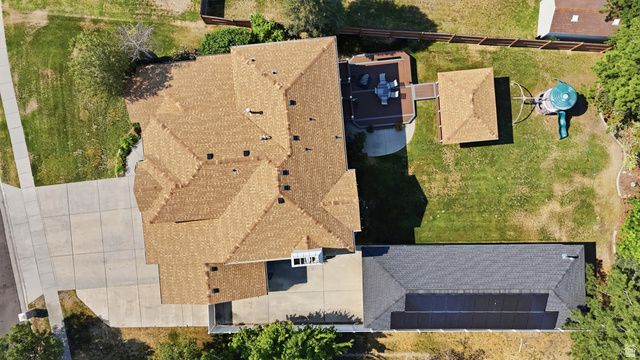 6261 S VINECREST DR, Salt Lake City, UT 84121