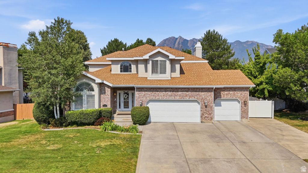 6261 S VINECREST DR, Salt Lake City, UT 84121