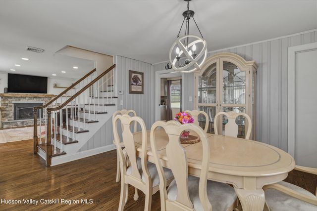 106 Mosher Road, Averill Park, NY 12018