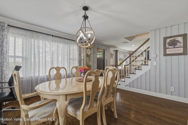 106 Mosher Road, Averill Park, NY 12018