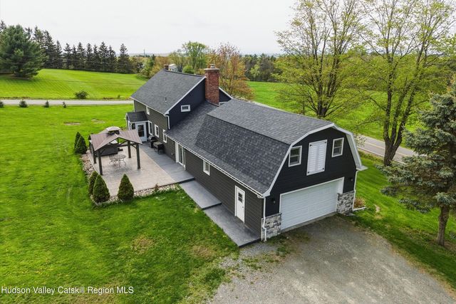 106 Mosher Road, Averill Park, NY 12018